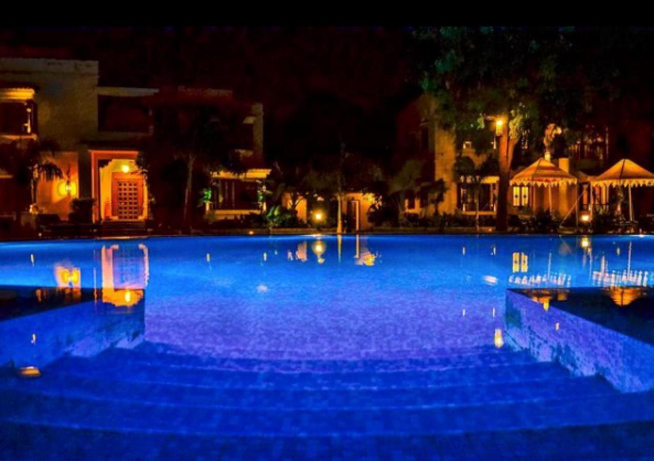 The Royal Retreat & 5* Udaipur