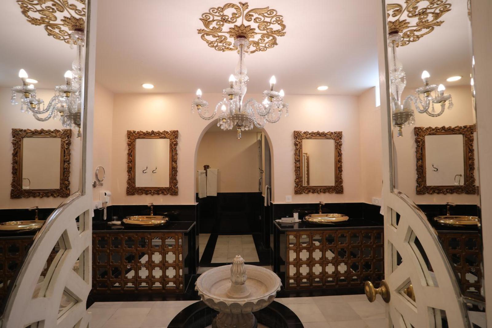 The Royal Retreat &