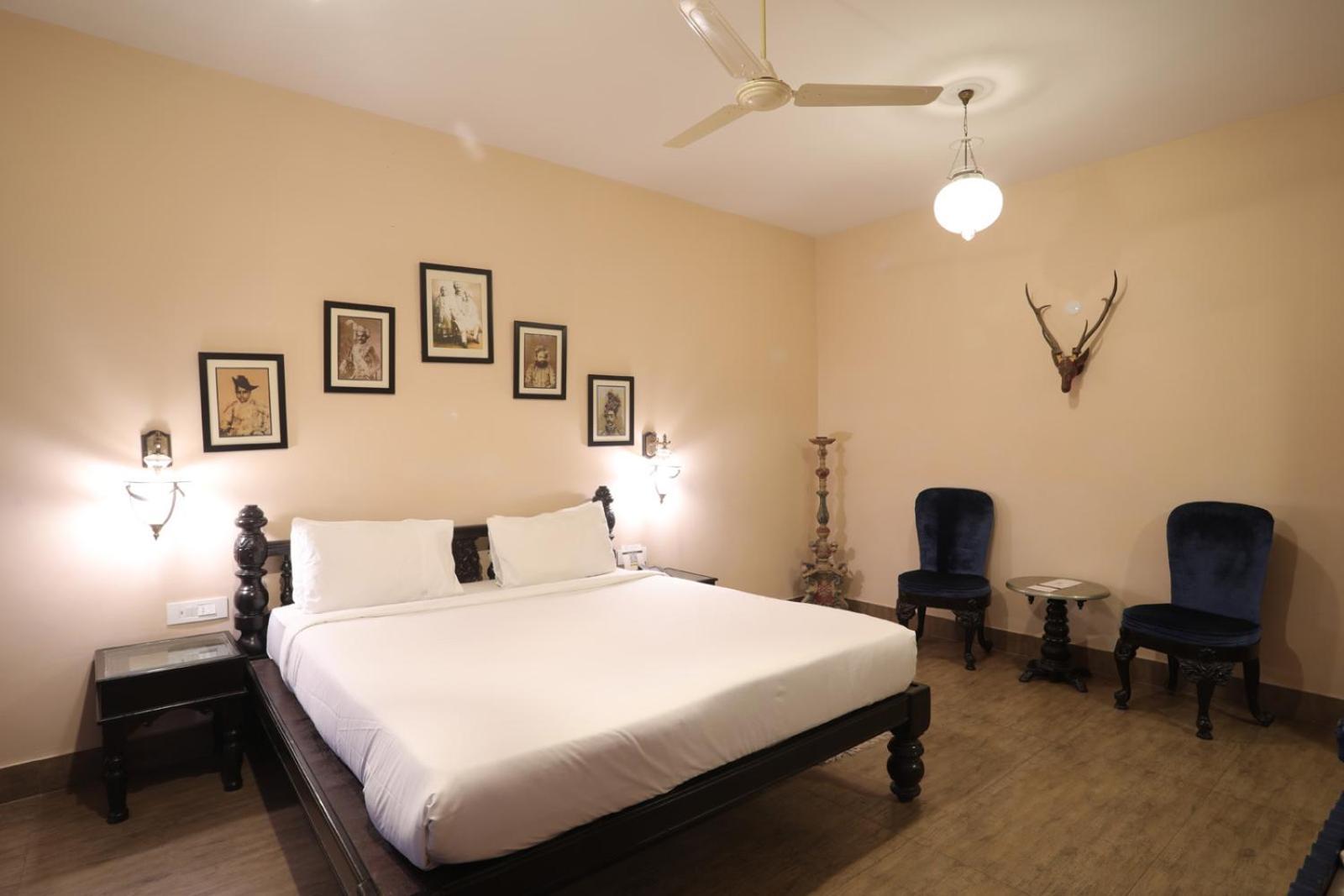The Royal Retreat & 5* Udaipur