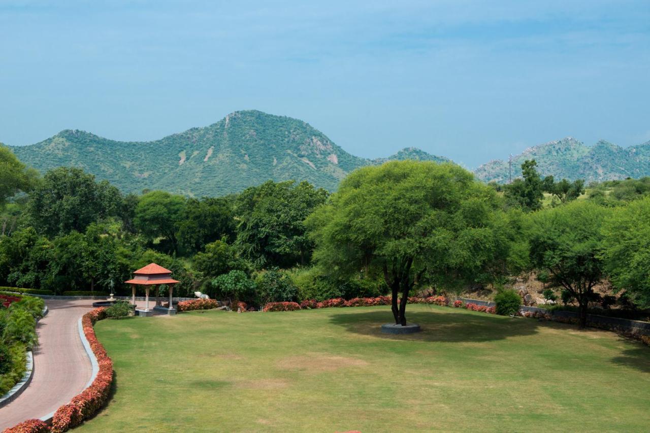 The Royal Retreat & Hotel 5*